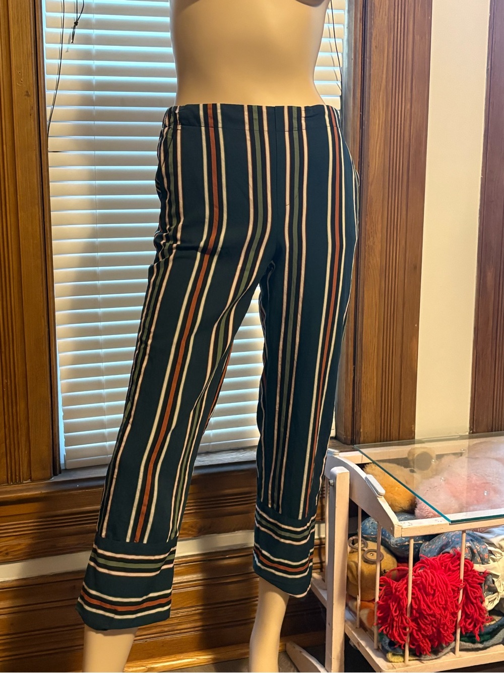 Zara Black Striped Ankle Crop Pants